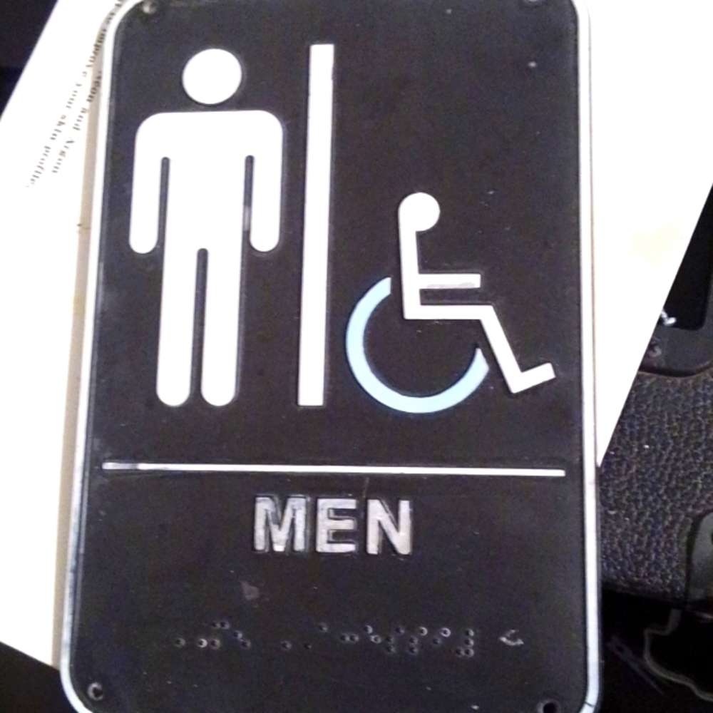 Vintage Men's Bathroom Sign 3\10$